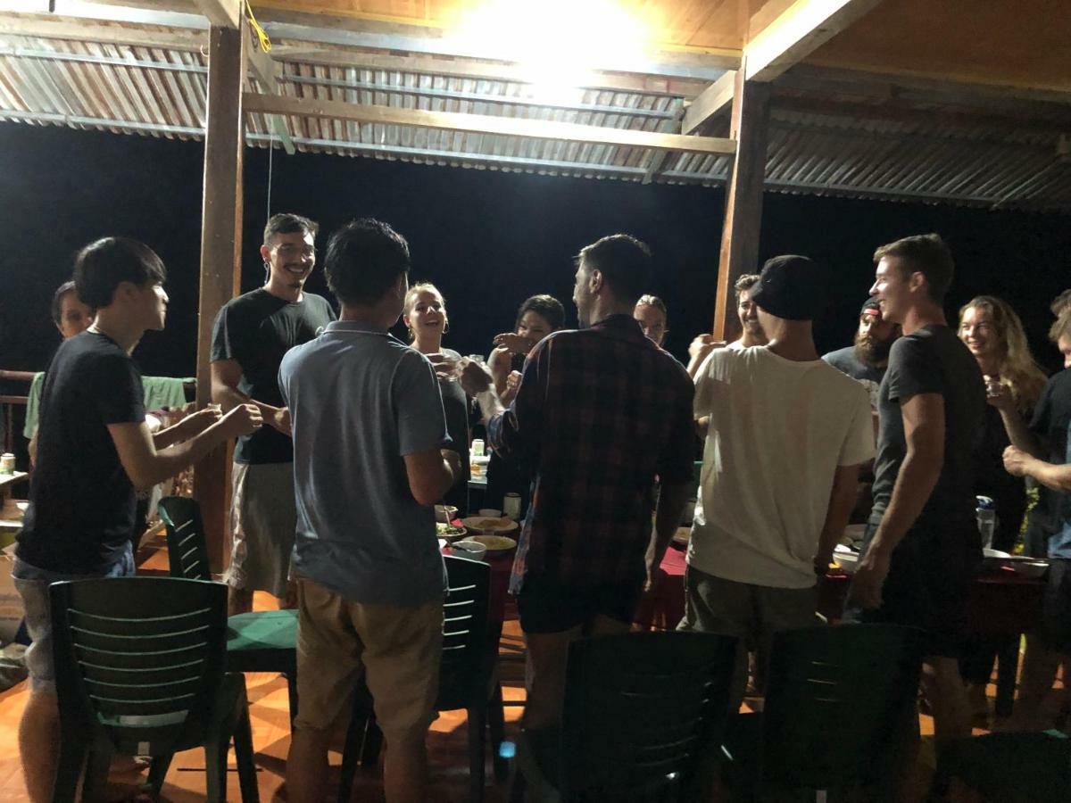 Tran Thuc Homestay-Ba Be Экстерьер фото